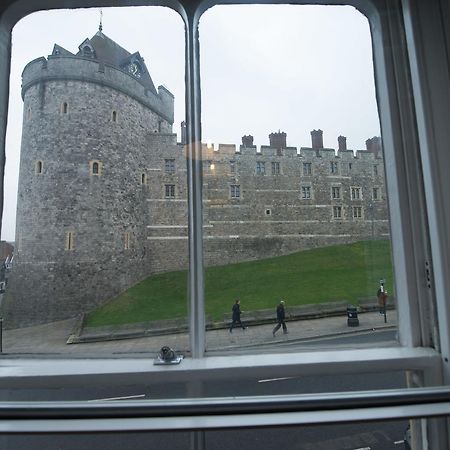 Central Windsor Apartment Facing The Castle المظهر الخارجي الصورة