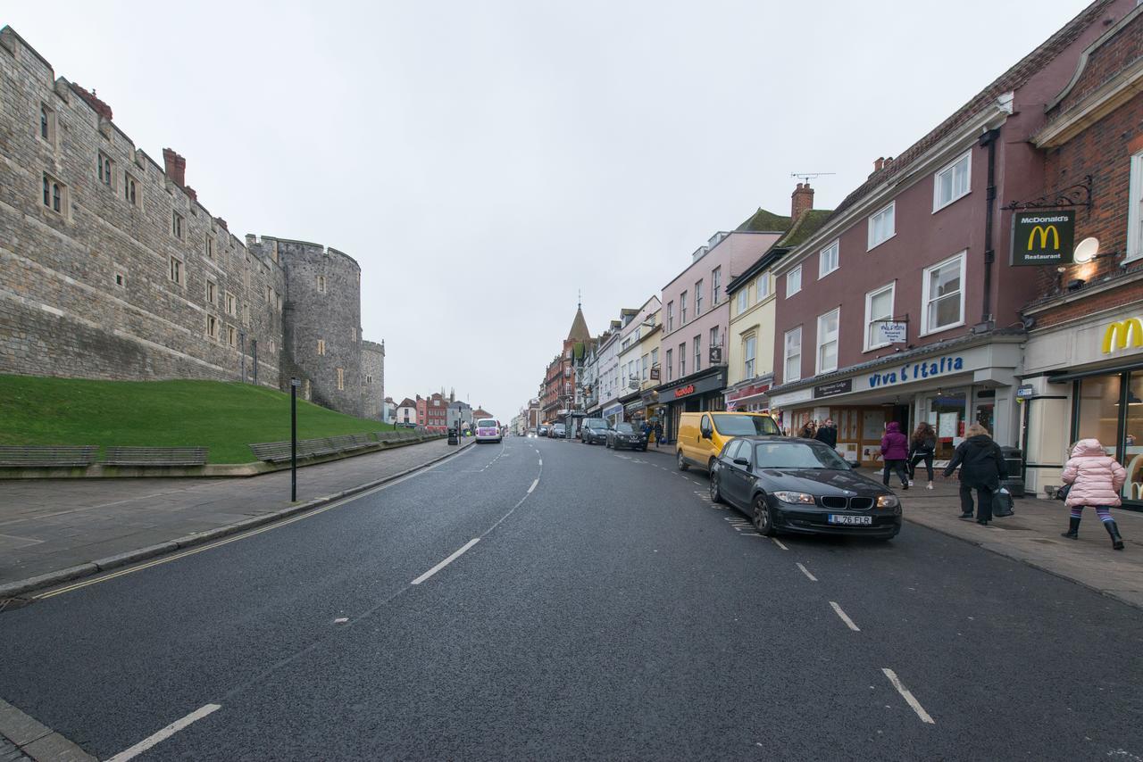 Central Windsor Apartment Facing The Castle المظهر الخارجي الصورة